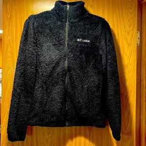 Semi New Women’s Columbia sweater